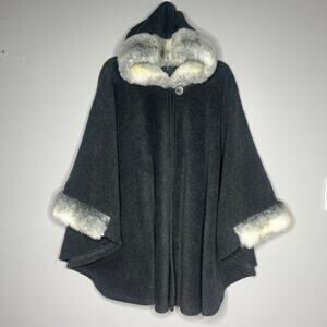 Parkhurst Desmona Cape Fleece & Faux Fur Trim Poncho One Size Made in Canada